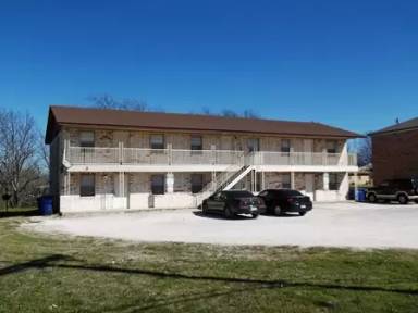 Main picture of 702 N 1st St