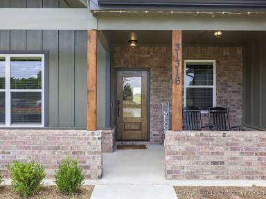 Main picture of 31316 E 65th Pl S