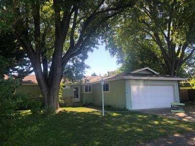 Main picture of 413 Dusk Cir
