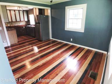 Main picture of 1032 Exchange St