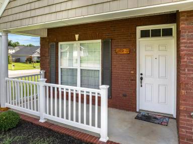 Main picture of 3471 Walden Dr