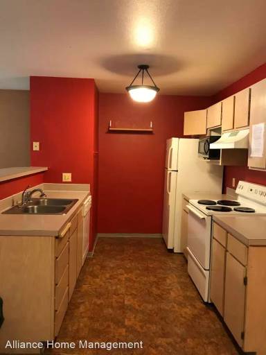 Main picture of 223 Baker St