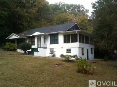 Main picture of 790 N Evelyn Pl NW