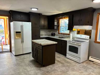 Main picture of 257 Hillside Ave