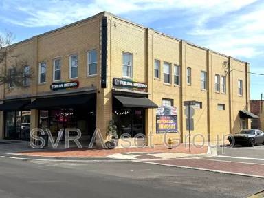 Main picture of 11 E 7th St