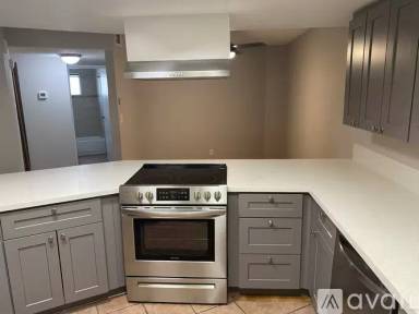 Main picture of 2080 Karen Ave