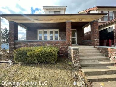 Main picture of 2505 Inglis St