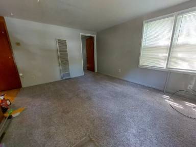 Main picture of 621 N Meridian Ave