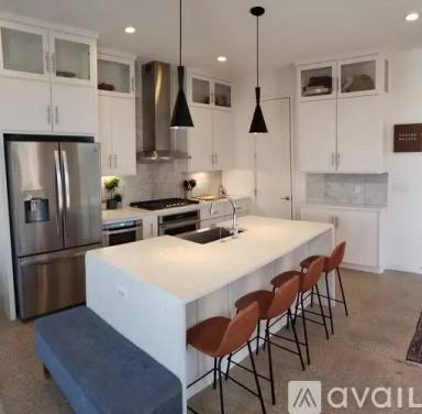 Main picture of 2500 Southland Dr