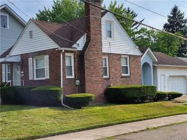 Main picture of 1343 Plain Ave NE
