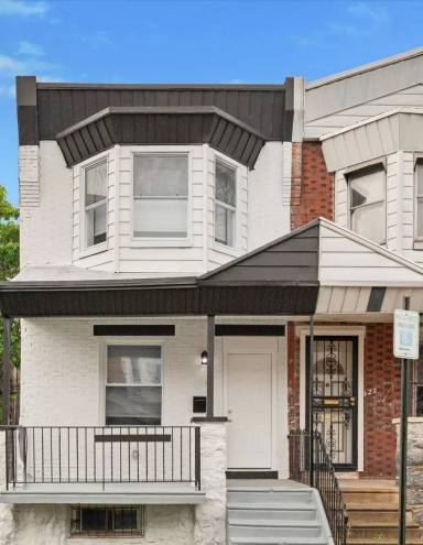Main picture of 320 N Robinson St