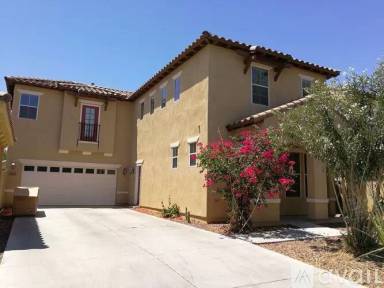 Main picture of 1121 W Dawn Dr