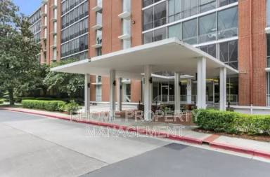 Main picture of Brookwood Park Condominiums