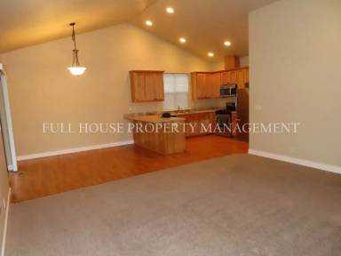 Main picture of 1982 Cedar Brook Dr