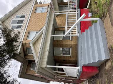 Main picture of 1028 S 8th St