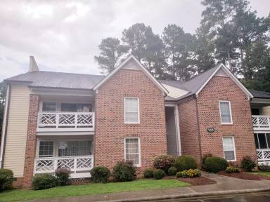 Main picture of 1006 Kingswood Dr