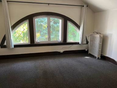 Main picture of 5015 17th Ave NE