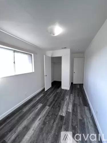Main picture of 259 N Chester Ave