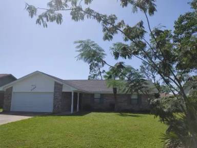 Main picture of 7723 Betty Louise Dr