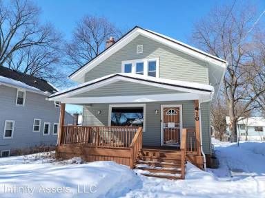 Main picture of 410 Oakley Ave