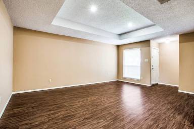Main picture of 3610 Hulen Park Cir