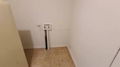 Main picture of 1465 S 8th St