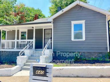 Main picture of 440 Roy St SW