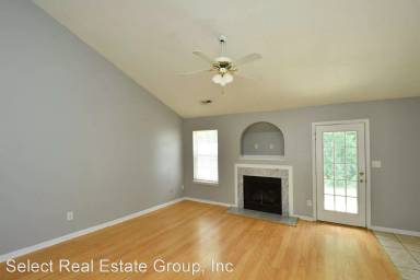 Main picture of 3213 Forest Creek Ct