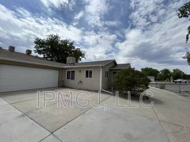 Main picture of 564 Garfield Dr