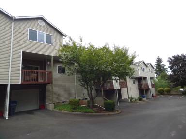 Main picture of 1538 Madelyn Ave SE
