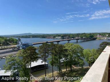Main picture of Lake Hamilton Hideaway