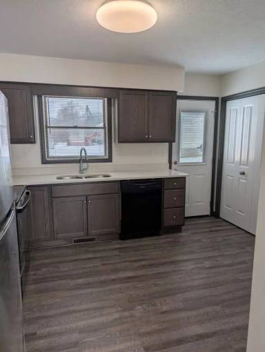 Main picture of 664 Byers View Dr