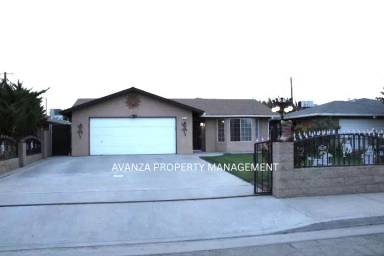 Main picture of 678 Inez St