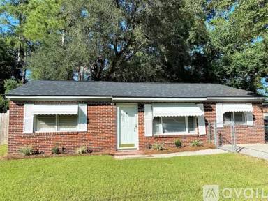 Main picture of 517 Fraser Dr