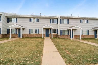 Main picture of 4619 E 3rd St