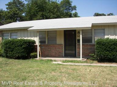 Main picture of 3601 Parkwoods Ln