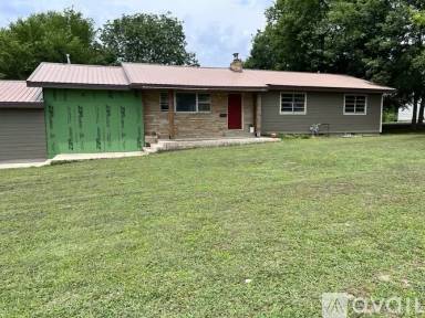 Main picture of 1315 Villa View Dr