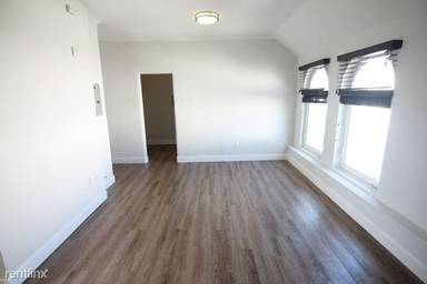 Main picture of 1417 N Bronson Ave