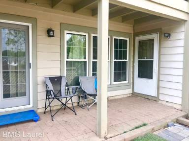 Main picture of 20663 Shadyside Way