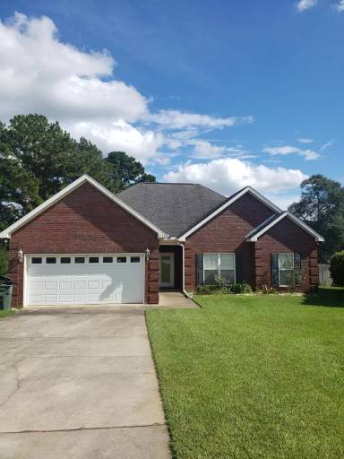 Main picture of 216 Windsor Garden Dr