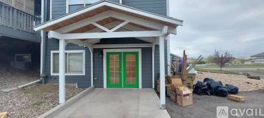 Main picture of 10075 E 143rd Way
