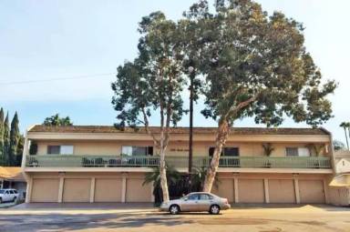 Main picture of 1530 Park Ave