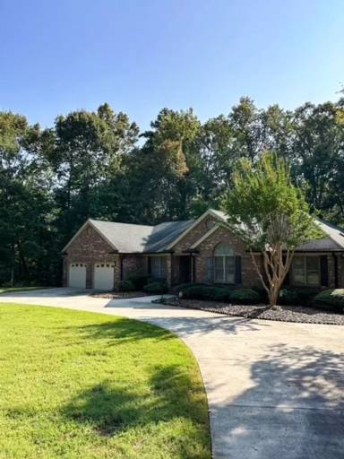Main picture of 237 Mockingbird Ln