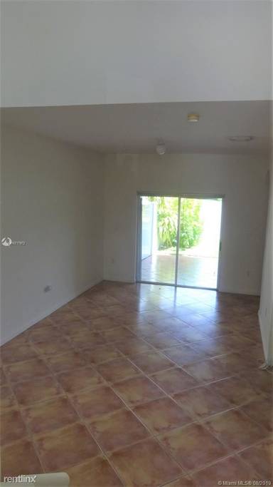 Main picture of 12885 SW 49th Ct