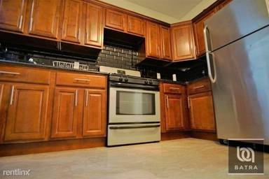 Main picture of 1215 Nostrand Ave