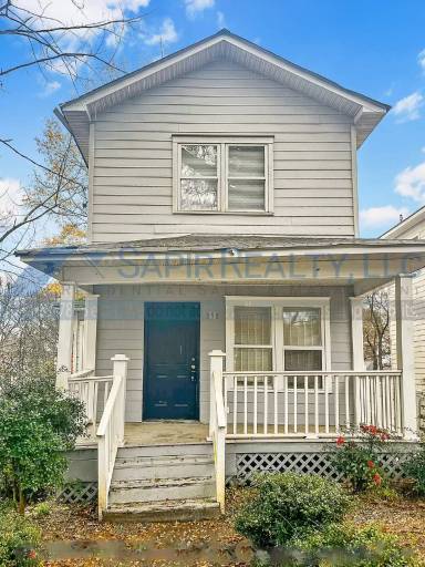 Main picture of 898 Washington St SW