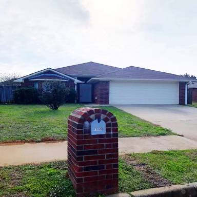Main picture of 19880 Valley Dale Ln