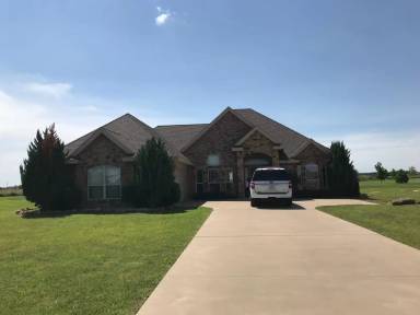 Main picture of 101 Iron Eagle Rd