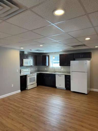 Main picture of 1620 Main St