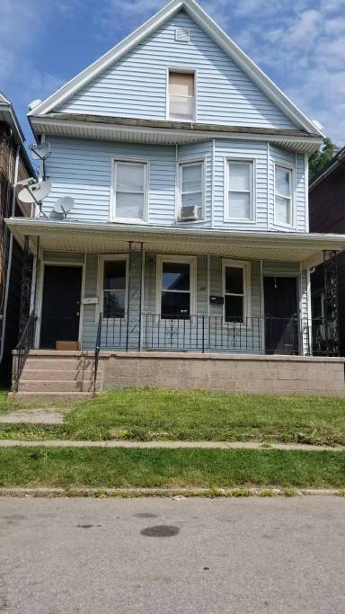 Main picture of 26 Apple Ave